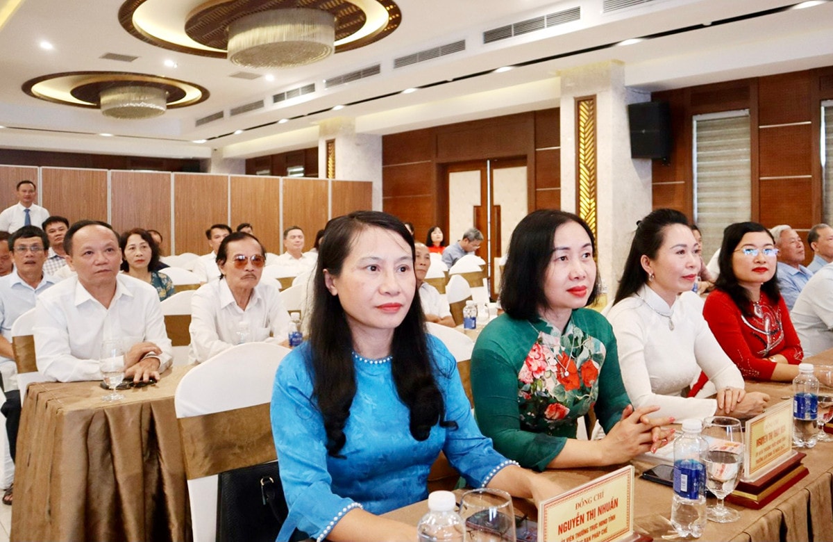 Văn phòng Đoàn ĐBQH và HĐND tỉnh Hà Tĩnh kỷ niệm 30 năm thành lập -0