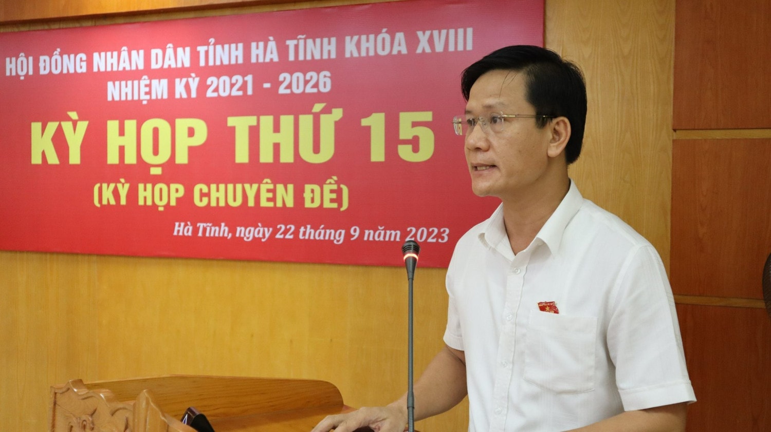 Hà Tĩnh: Thông qua 8 nghị quyết tại Kỳ họp chuyên đề -0