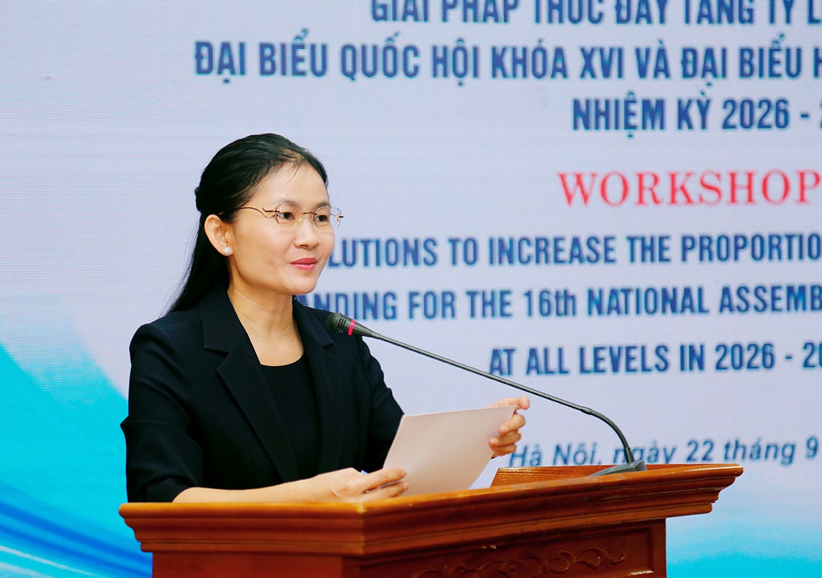 Bà Tôn Ngọc Hạnh, Phó Chủ tịch Hội Liên hiệp Phụ nữ Việt Nam phát biểu Hạn chế tình trạng một đại biểu nữ “gánh” quá nhiều cơ cấu -0