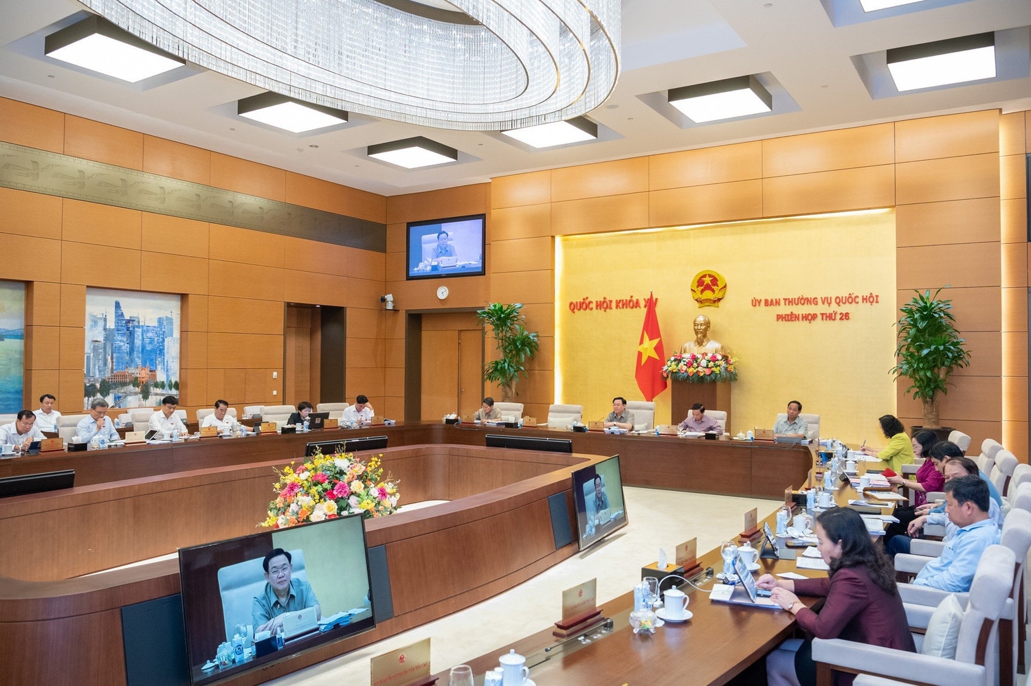 Tiếp tục rà soát, hoàn thiện quy định về nguồn vốn phát triển công nghiệp quốc phòng, an ninh