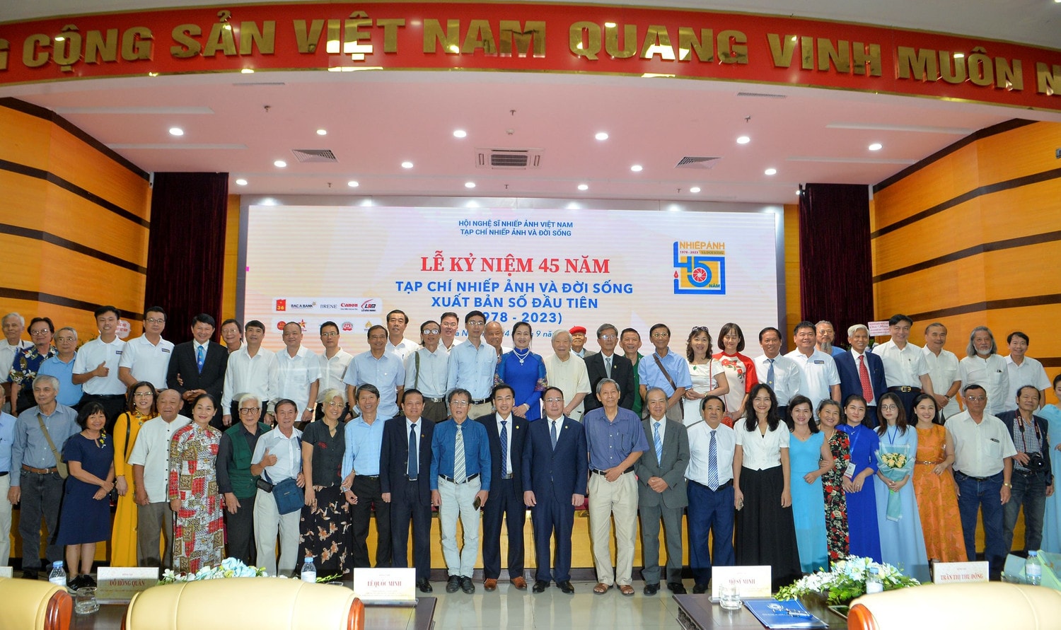 Tạp chí Nhiếp ảnh và Đời sống kỷ niệm 45 năm xuất bản số đầu tiên -1