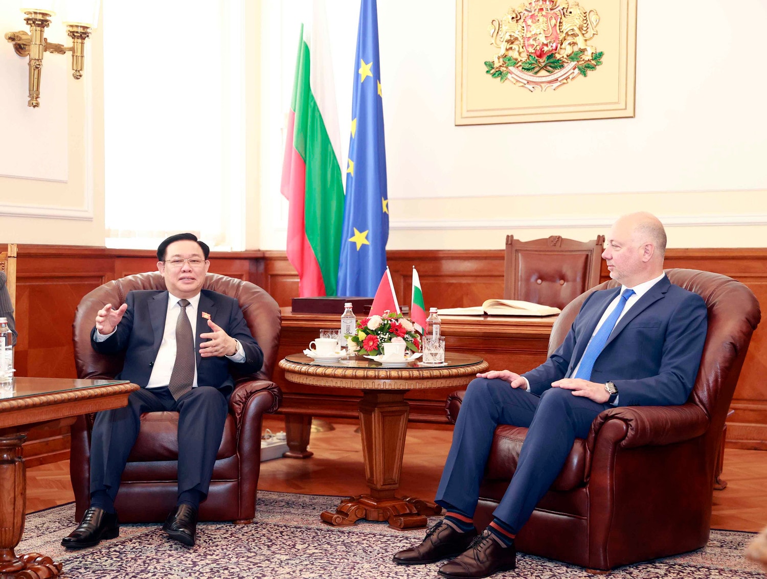 Lễ đón Chủ tịch Quốc hội Vương Đình Huệ thăm chính thức Bulgaria ảnh 7