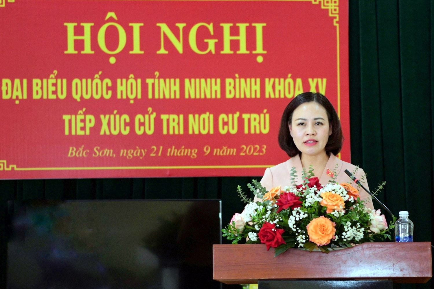 Trưởng Ban Công tác đại biểu Nguyễn Thị Thanh tiếp xúc cử tri thành phố Ninh Bình -0