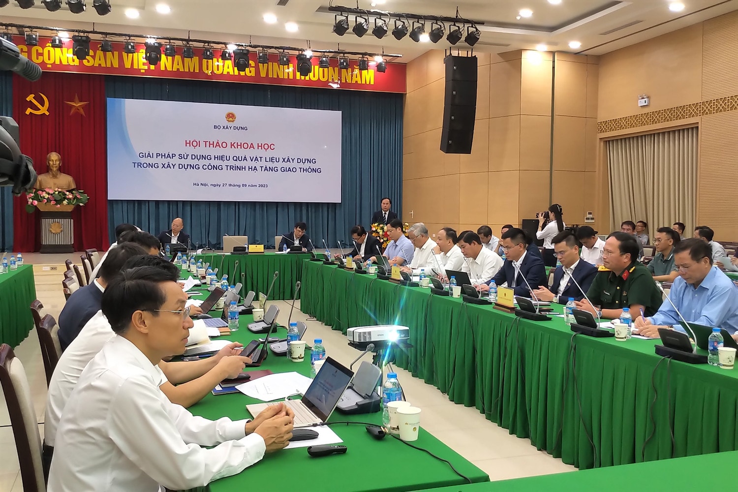 Cao tốc Đồng bằng sông Cửu Long: làm cầm chừng vì thiếu vật liệu -0