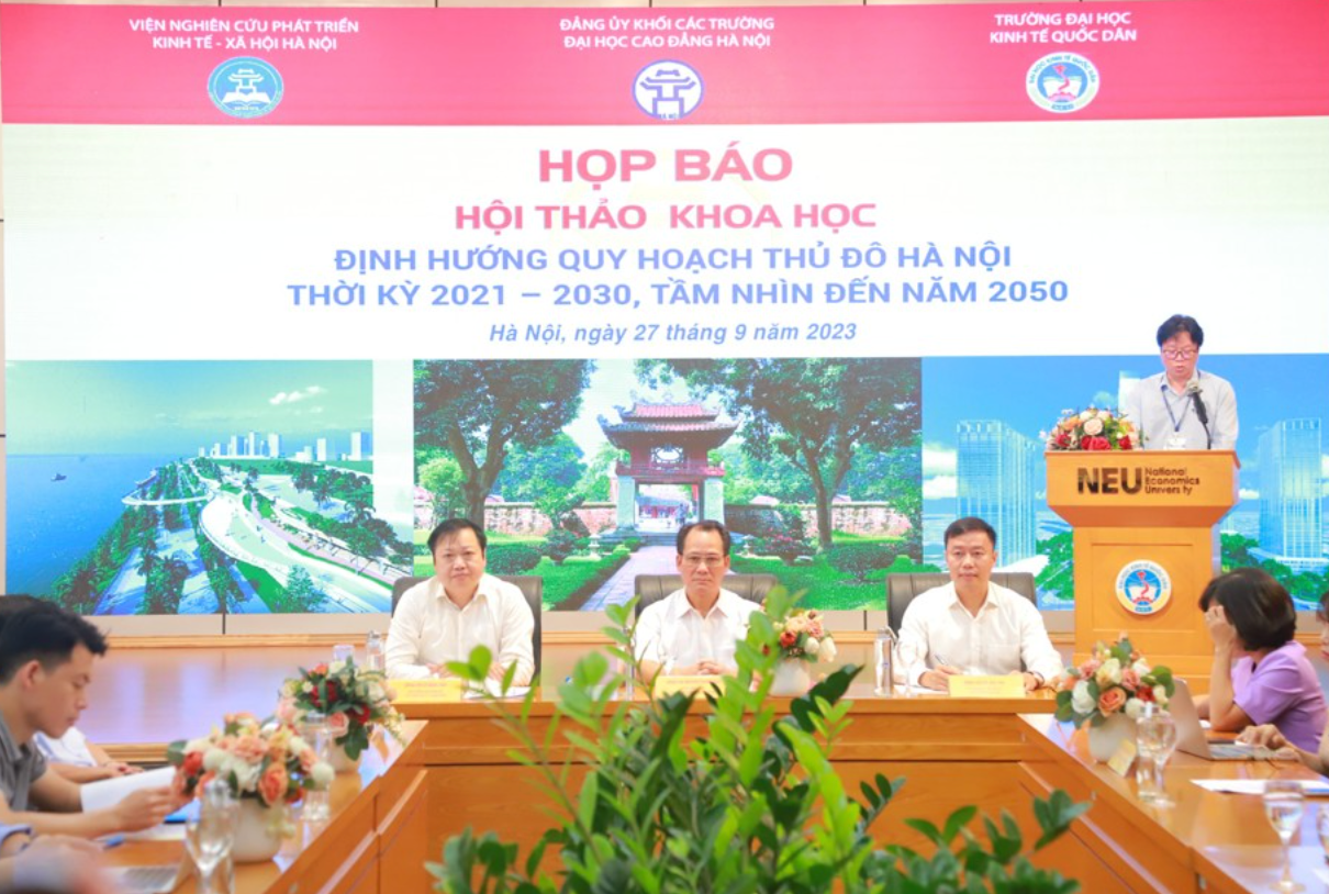 Các nhà khoa học đến từ 80 trường đại học góp ý về Định hướng Quy hoạch Thủ đô -0