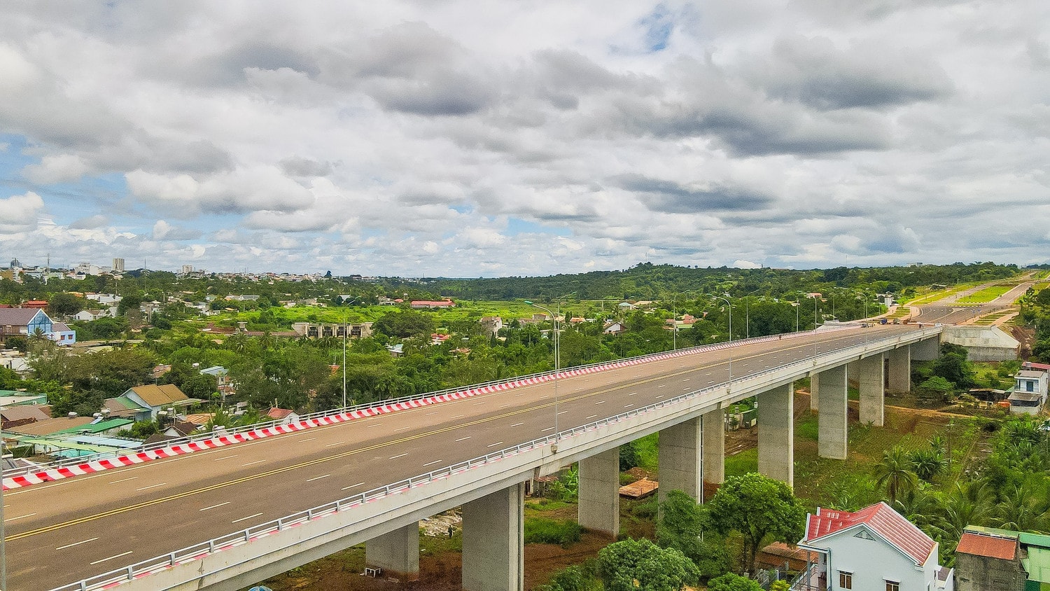 Buôn Mê Thuột: Cận cảnh đường Võ Nguyễn Giáp trước ngày hoàn thành -0
