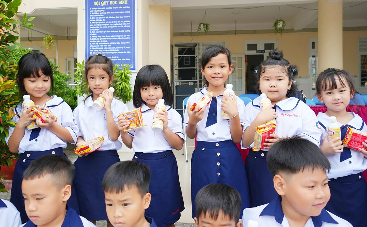 Hơn 30.000 phần quà đã được Tân Hiệp Phát trao tặng cho các em thiếu nhi vui tết Trung thu