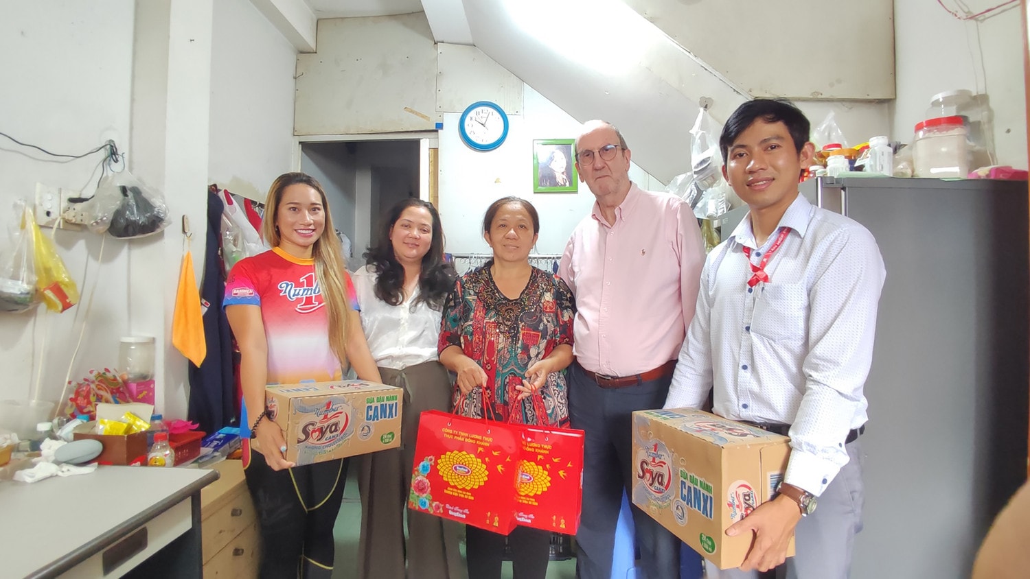 Hơn 30.000 phần quà đã được Tân Hiệp Phát trao tặng cho các em thiếu nhi vui tết Trung thu