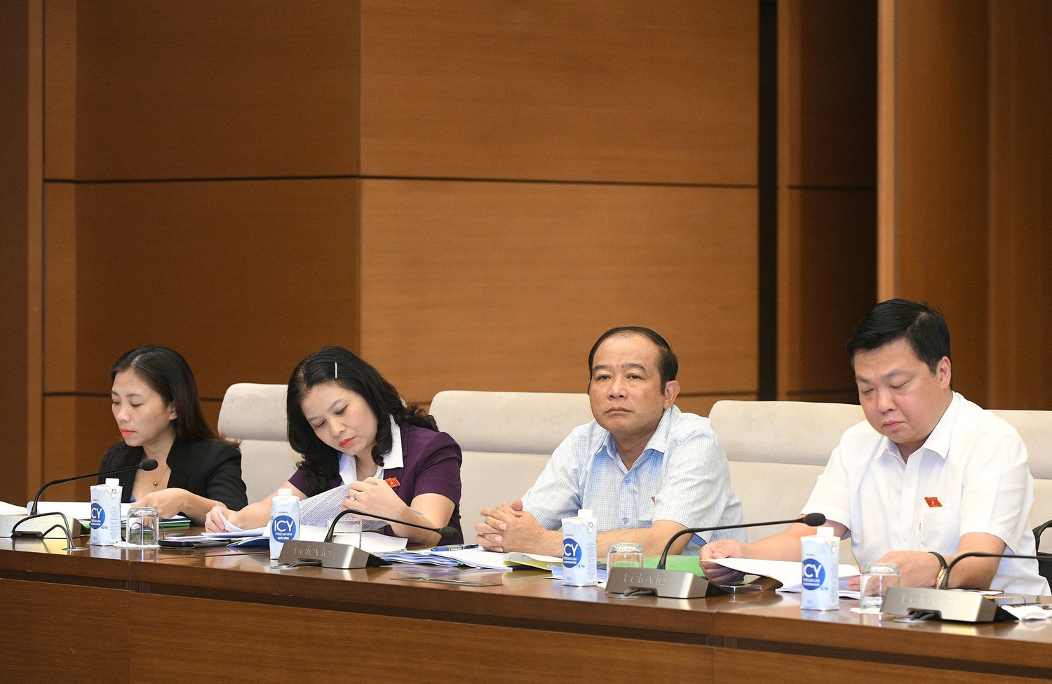 Thẩm tra Báo cáo việc thực hiện nhiệm vụ, ngân sách Nhà nước đầu tư cho khoa học, công nghệ