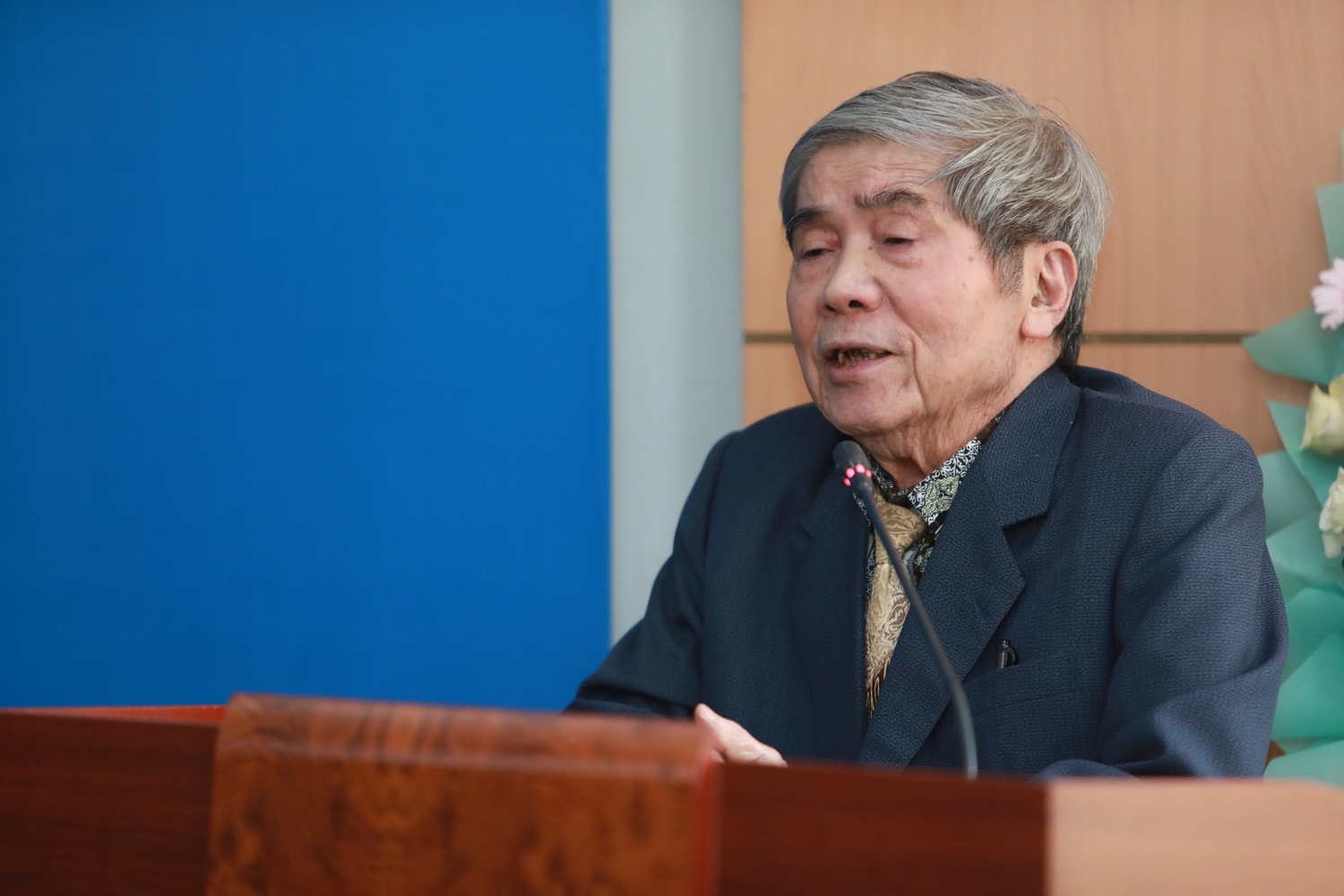Tôn vinh cống hiến của người làm báo -0