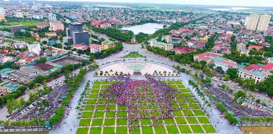 Chi tiết khu vực cấm đường tạm thời phục vụ Lễ kỷ niệm 60 năm thành lập Thành phố Vinh -0