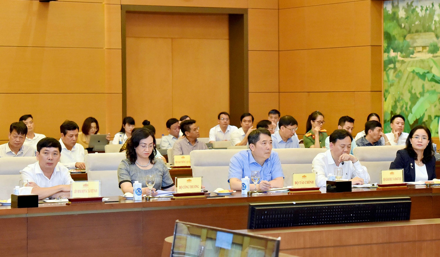 Chủ tịch Quốc hội Vương Đình Huệ: Xây dựng Sơn Dương thành huyện nông thôn mới là nhiệm vụ có ý nghĩa chính trị to lớn ảnh 7 Chủ tịch Quốc hội Vương Đình Huệ: Xây dựng Sơn Dương thành huyện nông thôn mới là nhiệm vụ có ý nghĩa chính trị to lớn
