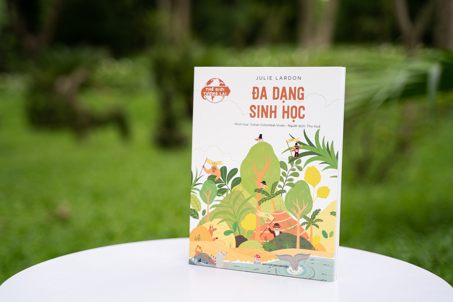Ra mắt bộ sách “Thế giới tương lai” và giao lưu với tác giả Julie Lardon