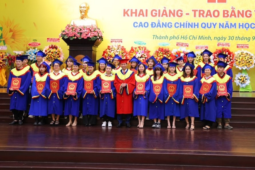 Xây dựng quỹ học bổng lớn để hỗ trợ sinh viên có hoàn cảnh khó khăn theo đuổi ước mơ nghề nghiệp -0
