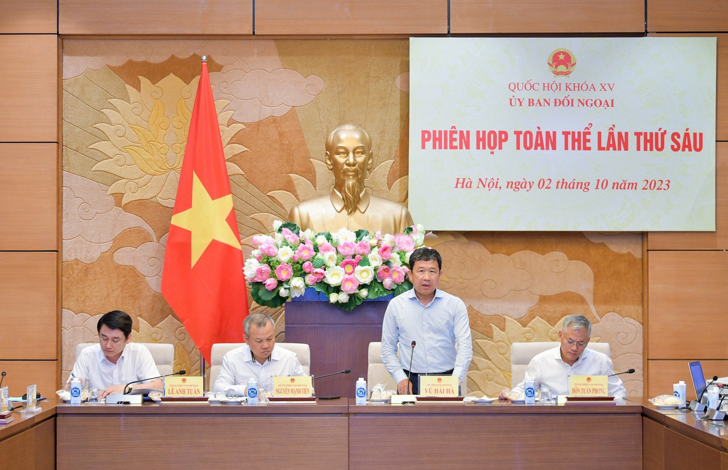 Ủy ban Đối ngoại thẩm tra công tác đại sứ -0