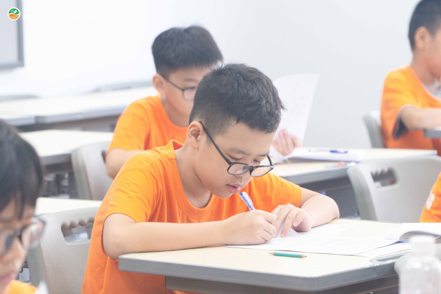 Gần 1000 học sinh tham gia Olympic Toán và Khoa học châu Á tại Ngôi sao Hà Nội -5