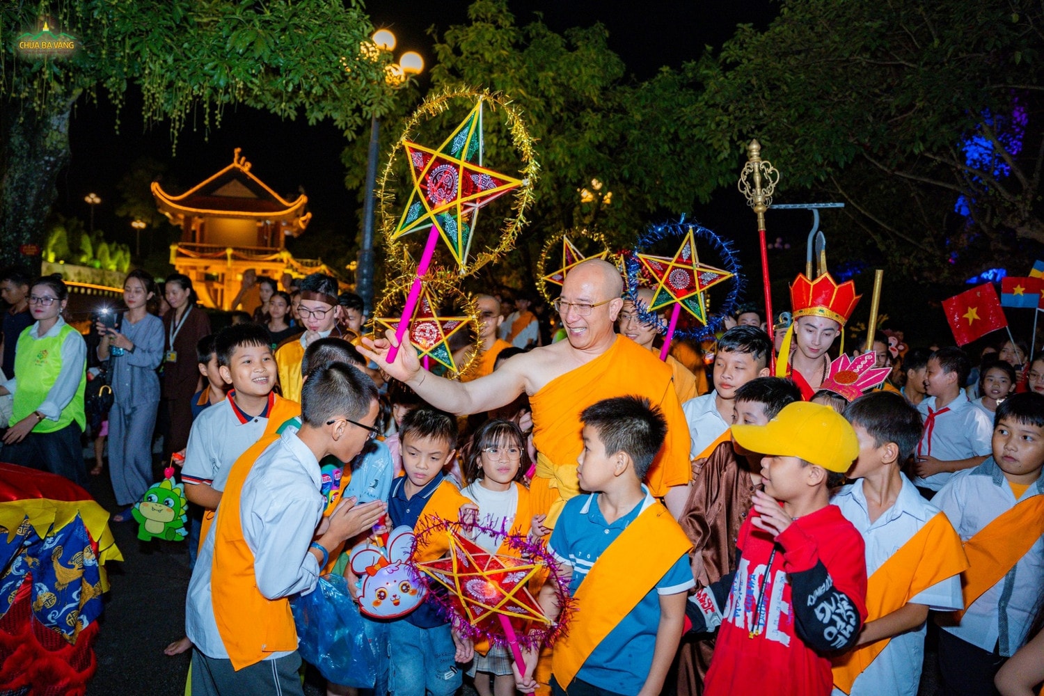 Tết Trung thu tại Chùa Ba Vàng - tươi mới, lắng động và lan tỏa -1