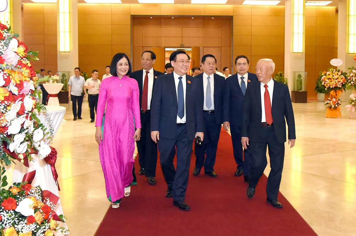 Một số hình ảnh Lễ đón nhận Huân chương Lao động hạng Nhất và kỷ niệm 35 năm thành lập Báo Đại biểu Nhân dân -7
