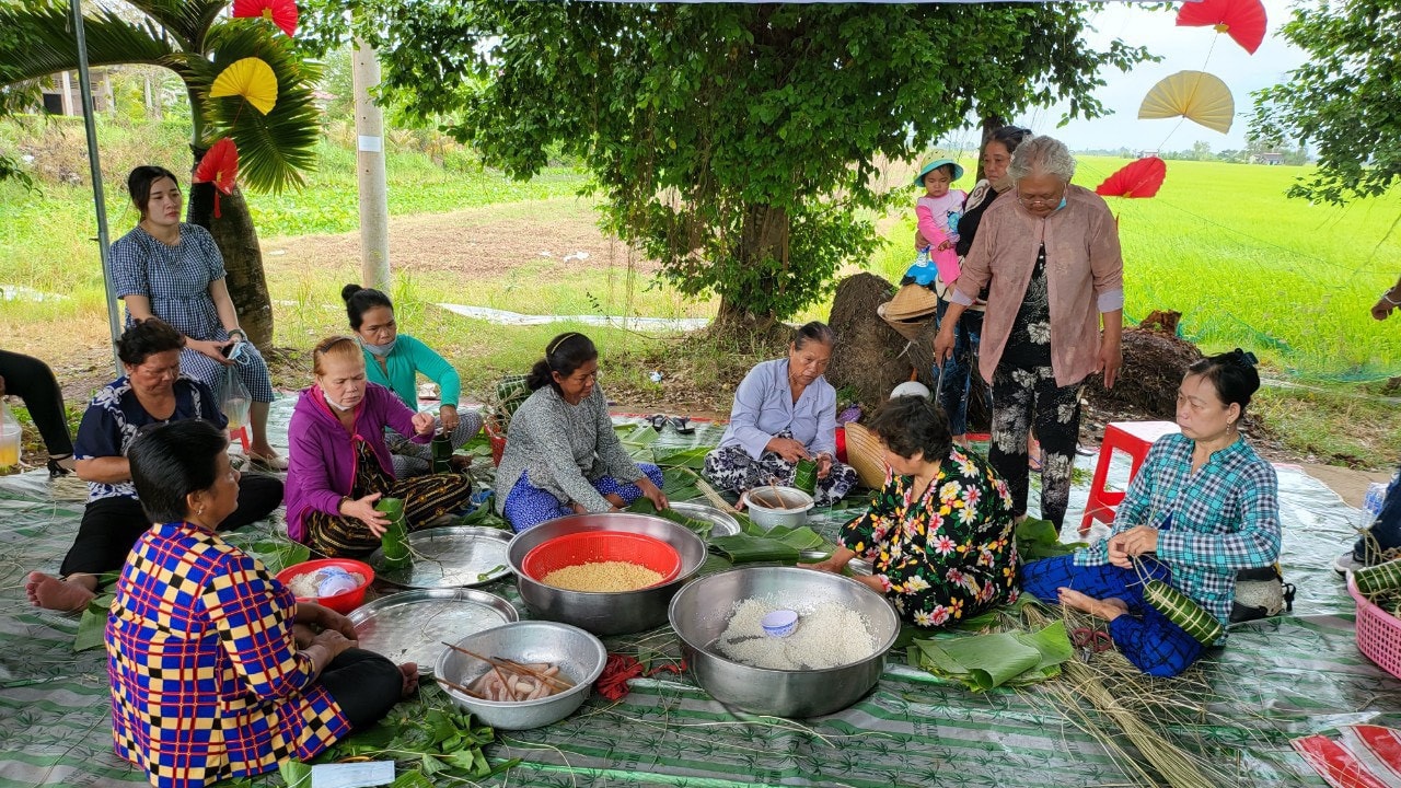 Nhiều năm nay, nhờ nguồn lực và chính sách của Đảng và Nhà nước và tinh thần chí thú làm ăn, đồng bào Khmer đã có cuộc sống đầm ấm, sung túc hơn.