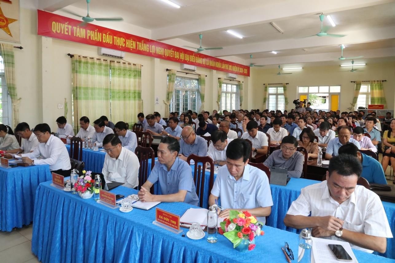 Hòa Bình: Khẩn trương làm rõ các vấn đề cử tri quan tâm -0