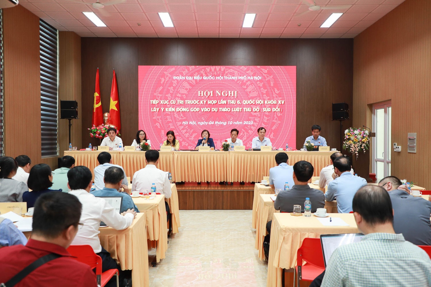 Dự thảo Luật Thủ đô cần làm rõ cách thức sử dụng nhân tài sau khi được tuyển dụng -0
