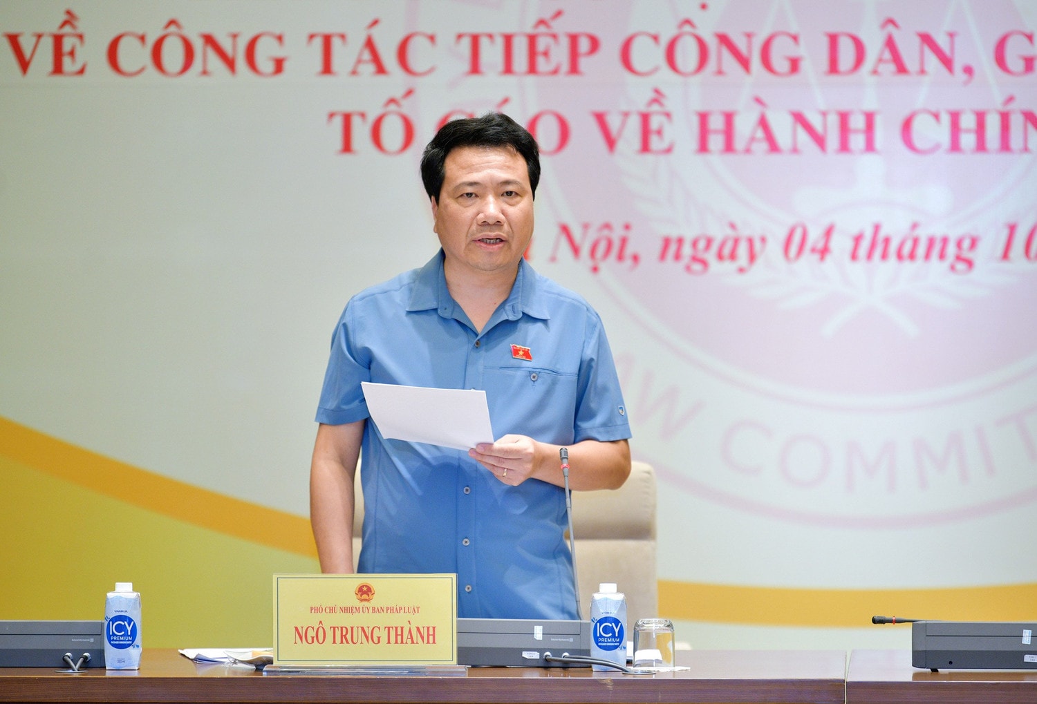 Phó Chủ nhiệm Ủy ban Pháp luật Ngô Trung Thành phát biểu