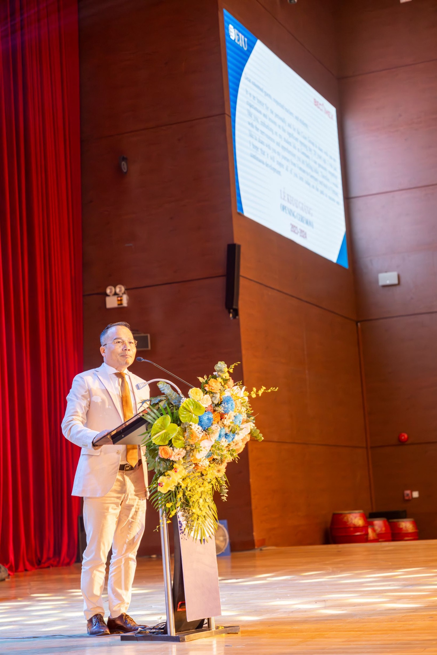 Trường Đại học Quốc tế Miền Đông tổ chức Lễ khai giảng năm học 2023 - 2024 -0