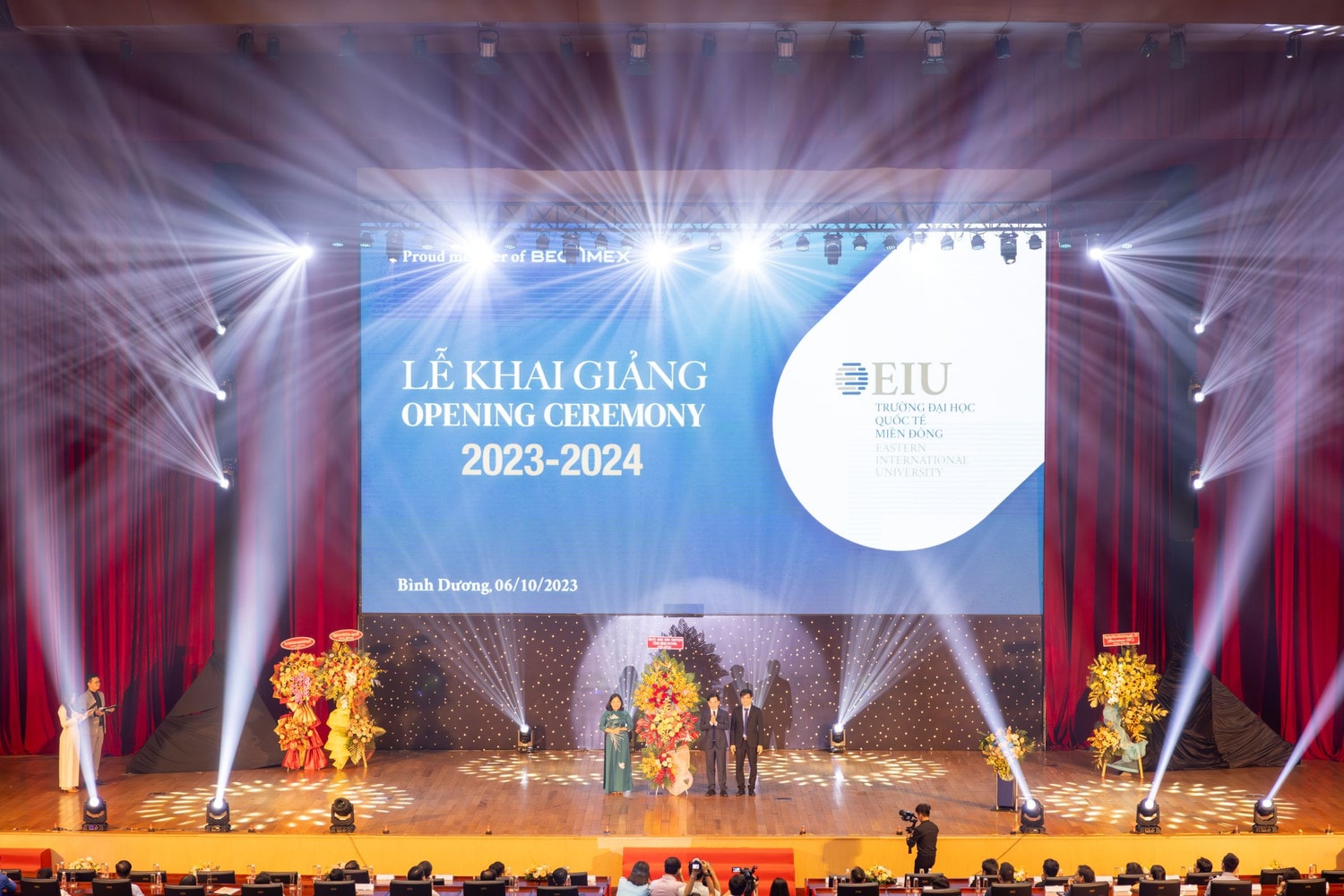 Trường Đại học Quốc tế Miền Đông tổ chức Lễ khai giảng năm học 2023 - 2024 -0