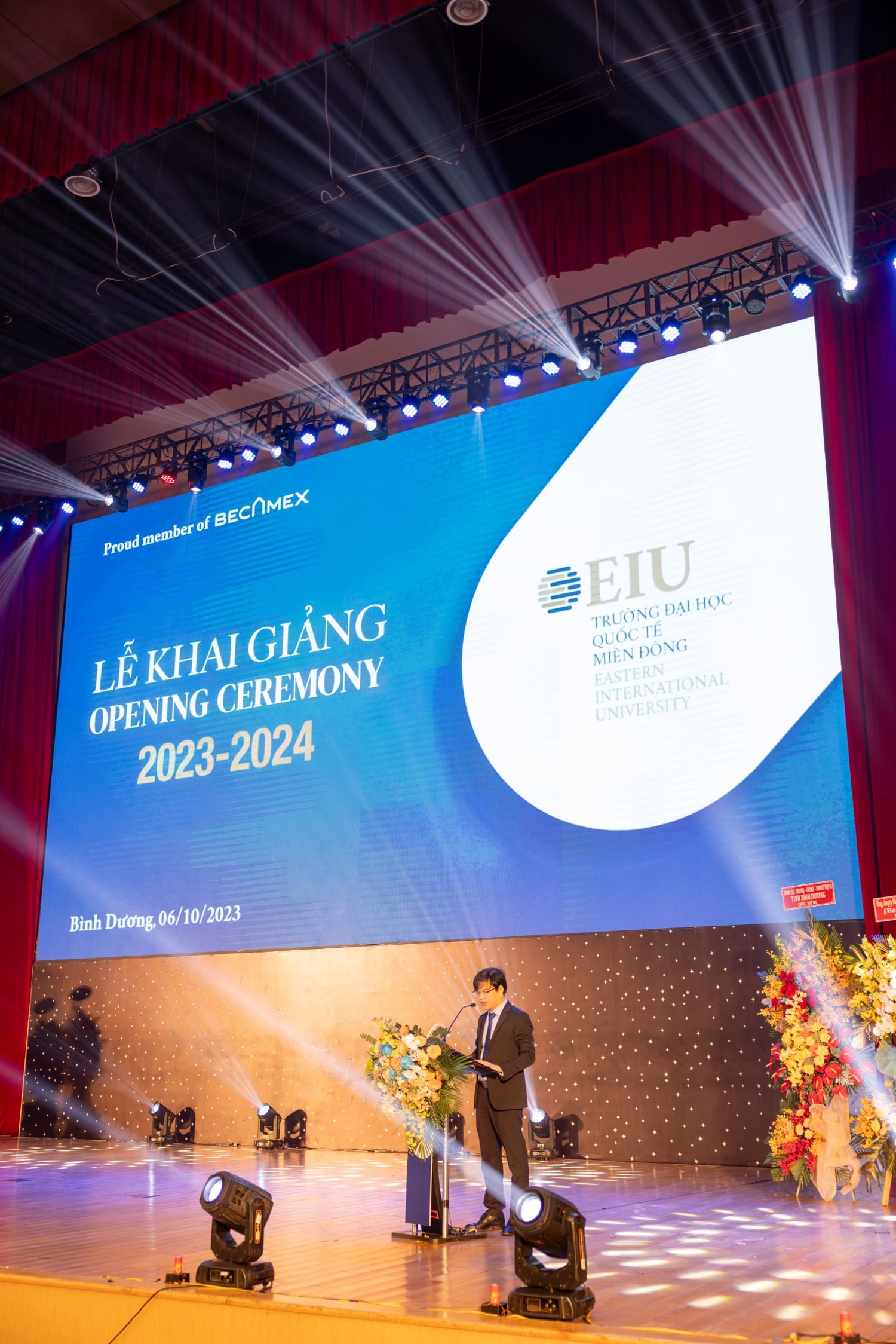 Trường Đại học Quốc tế Miền Đông tổ chức Lễ khai giảng năm học 2023 - 2024 -0