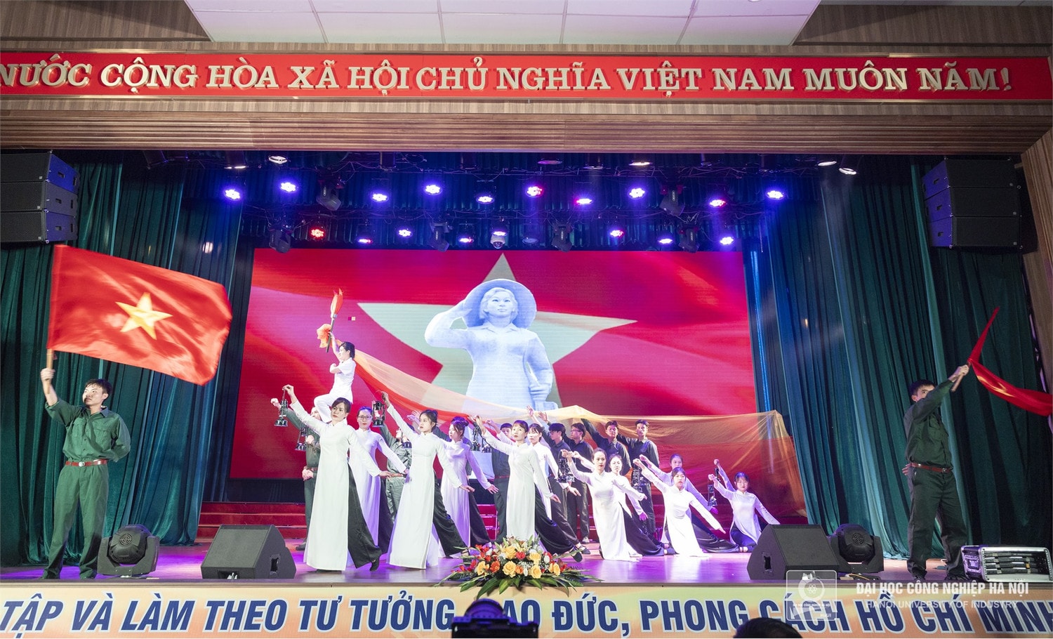 Chung kết cuộc thi Học tập và làm theo tư tưởng, đạo đức, phong cách Hồ Chí Minh tại Trường ĐH Công nghiệp Hà Nội -0