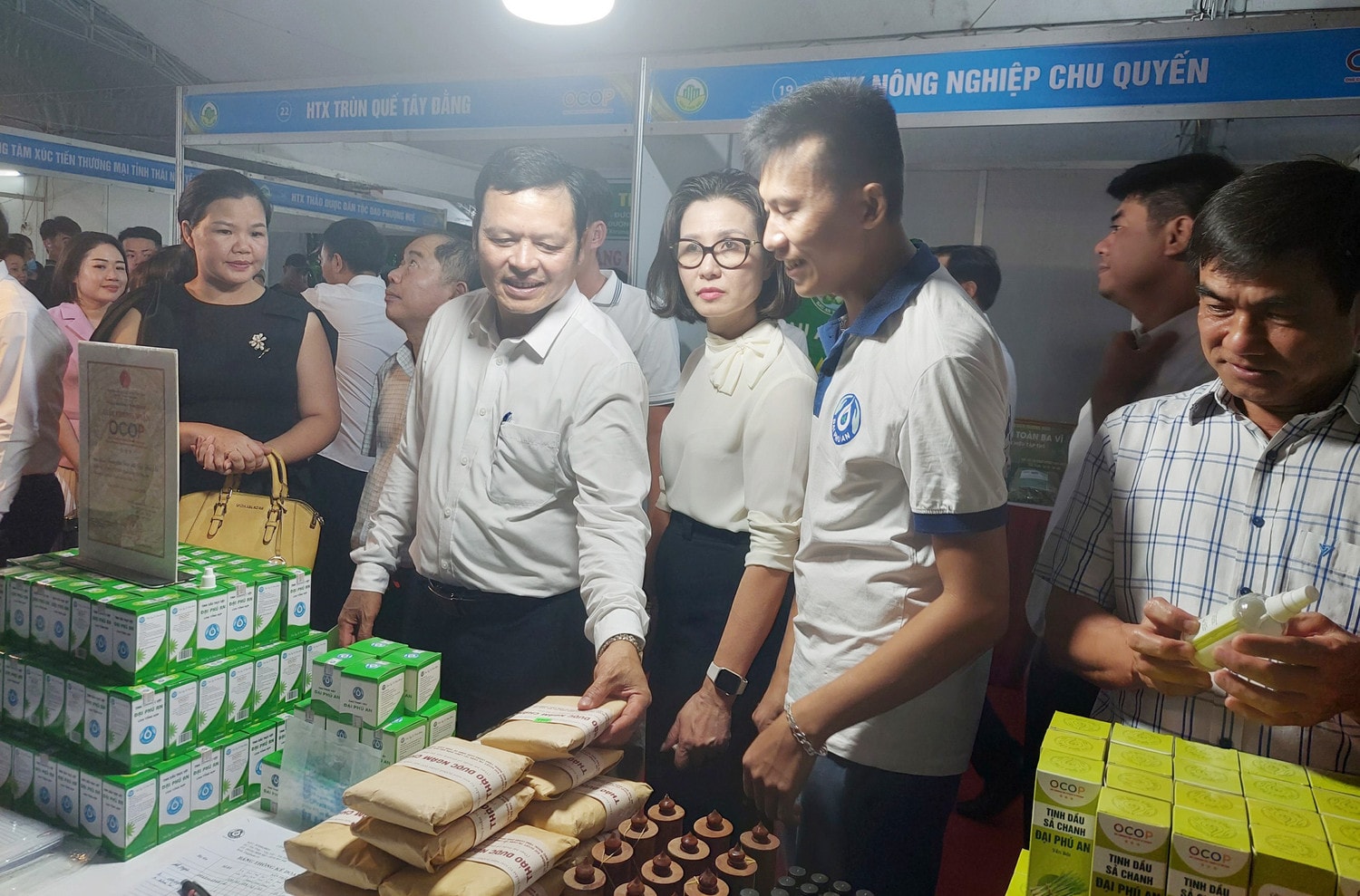 Giới thiệu sản phẩm OCOP gắn với văn hóa các tỉnh, thành phố Đồng bằng Sông Hồng -0