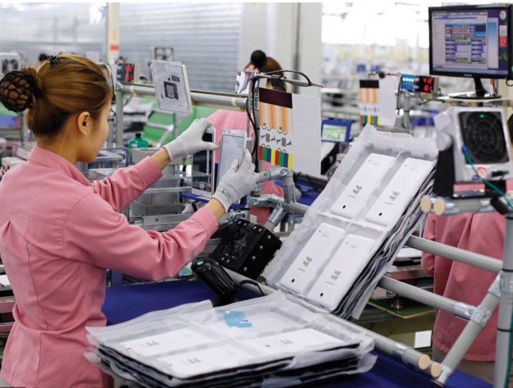 Doanh thu công nghiệp công nghệ thông tin đạt gần 100 tỷ USD -0