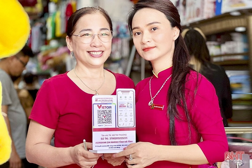 Agribank chuyển đổi số lấy khách hàng làm trọng tâm