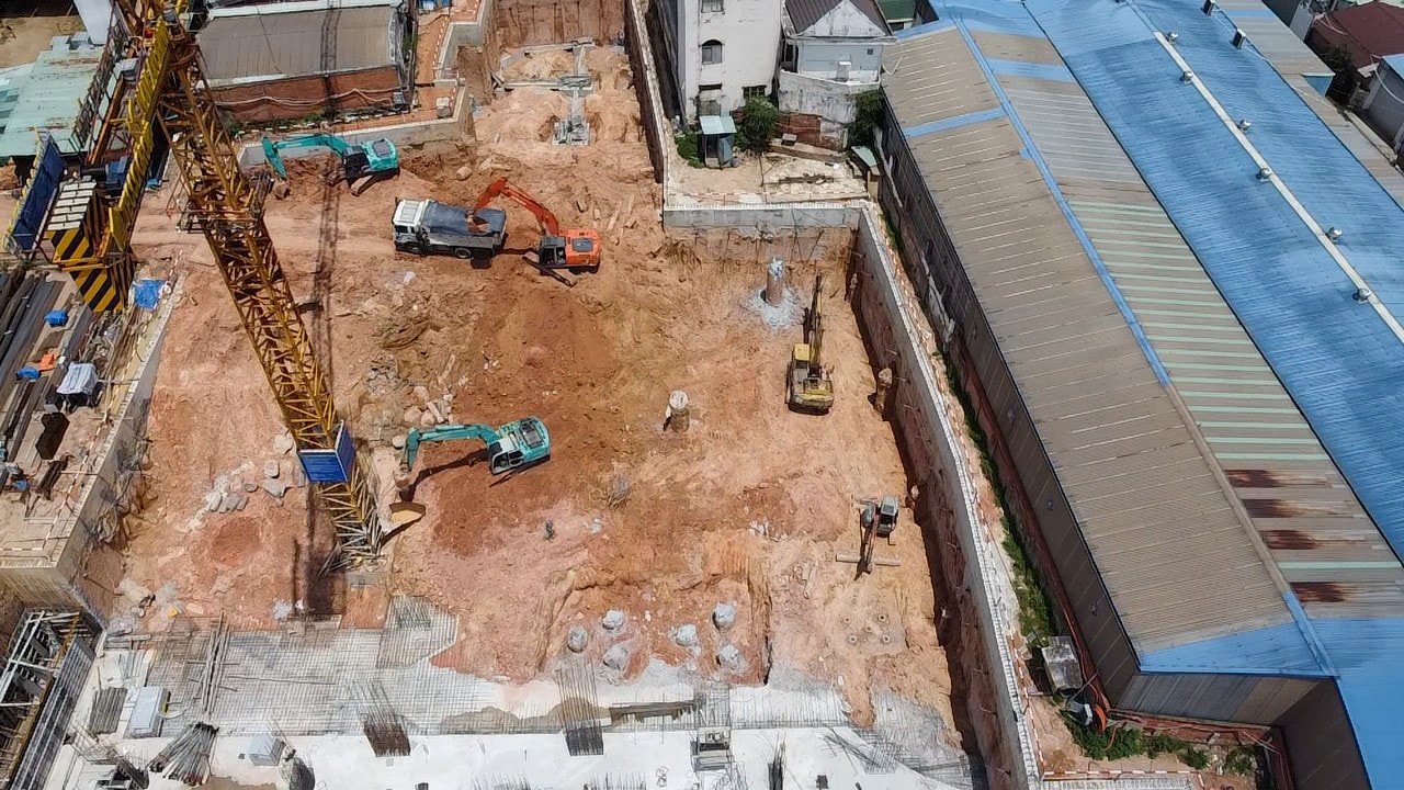 Vận chuyển đất ra khỏi dự án Diamond Boulevard không phép, Công ty Tecco Miền Nam bị đề nghị xử lý