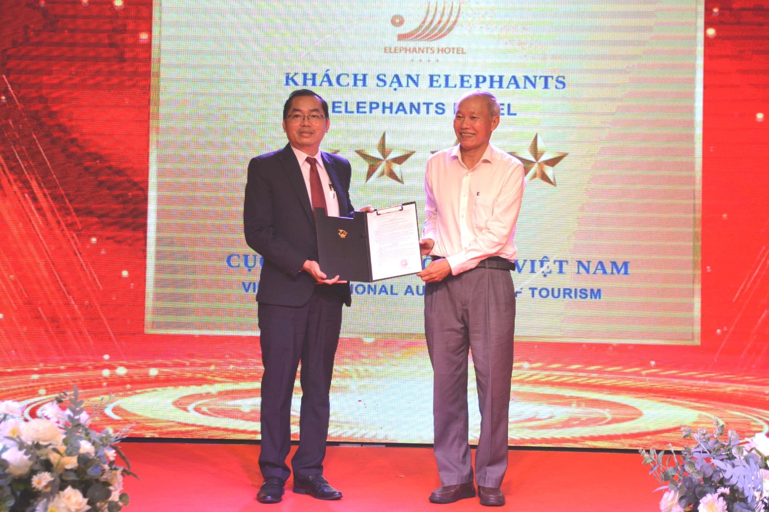  Khách sạn Elephants tại Buôn Ma Thuột được phong hạng 4 sao -0