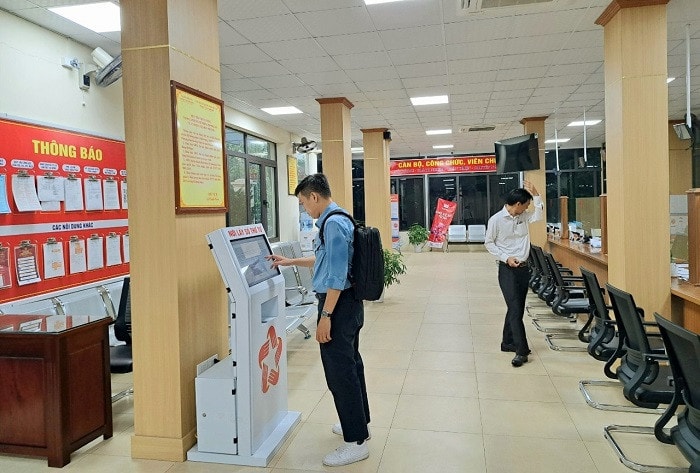 Hà Nội: Triển khai ứng dụng công nghệ thông tin trong hoạt động của cơ quan nhà nước, phát triển Chính quyền điện tử -0