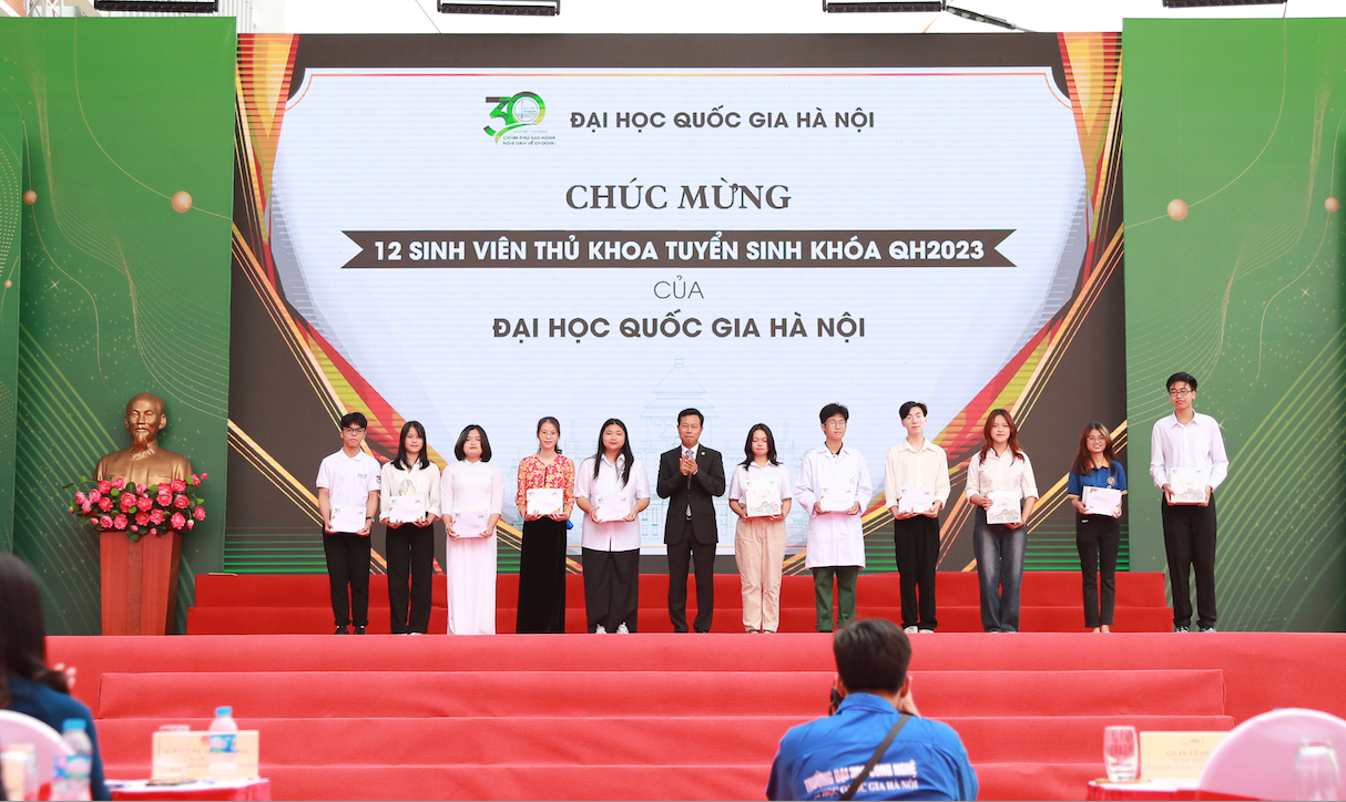GS.TS Lê Quân: “Học đại học là con đường của số đông và chắc chắn nhất dẫn đến thành công
