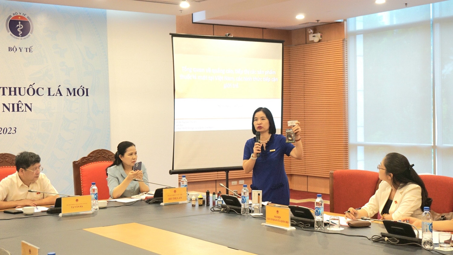 Bảo vệ người trẻ khỏi thuốc lá -0