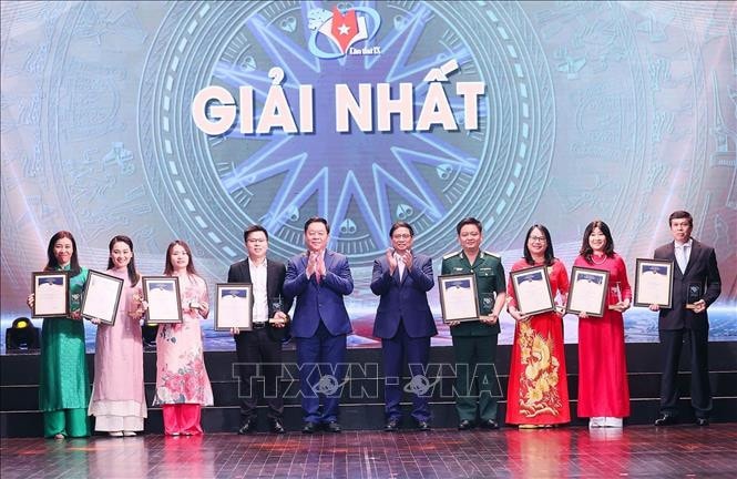 Thủ tướng Phạm Minh Chính dự Lễ trao Giải thưởng toàn quốc về thông tin đối ngoại lần thứ IX -0