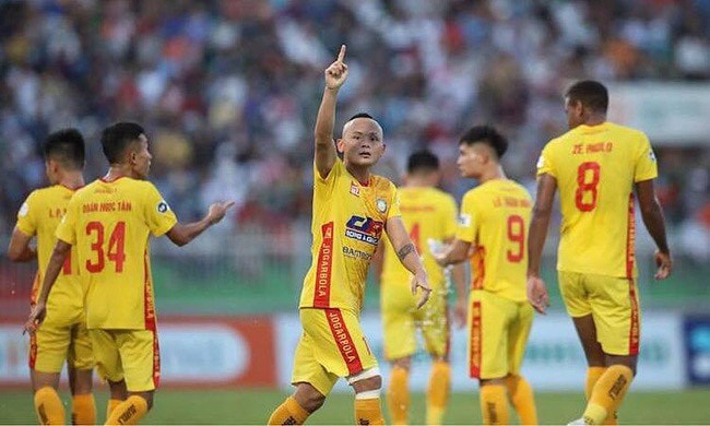 Chủ tịch CLB Bóng đá Đông Á Thanh Hóa Cao Tiến Đoan:  “Lấy tâm làm trọng, lấy sạch làm đẹp” -0