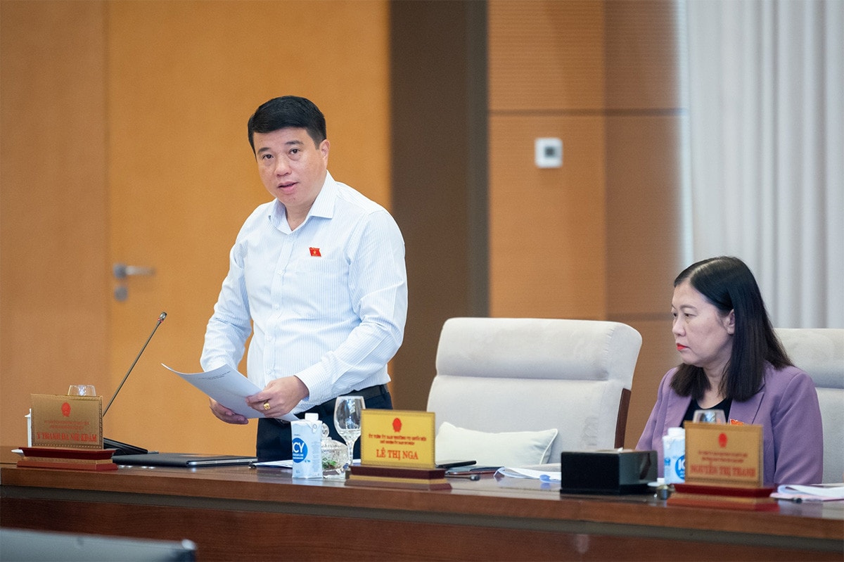 Đẩy mạnh phân cấp, nâng cao trách nhiệm của chính quyền địa phương -1