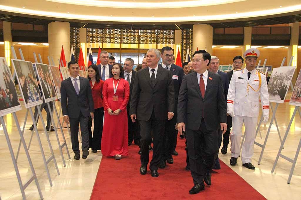 Một số hình ảnh tại lễ đón trọng thể Chủ tịch Duma Quốc gia Nga Vyacheslav Viktorovich Volodin -0