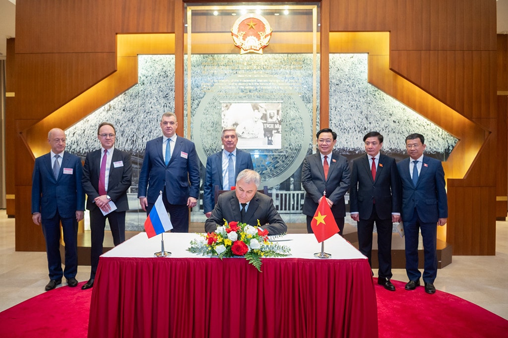 Một số hình ảnh tại lễ đón trọng thể Chủ tịch Duma Quốc gia Nga Vyacheslav Viktorovich Volodin -0