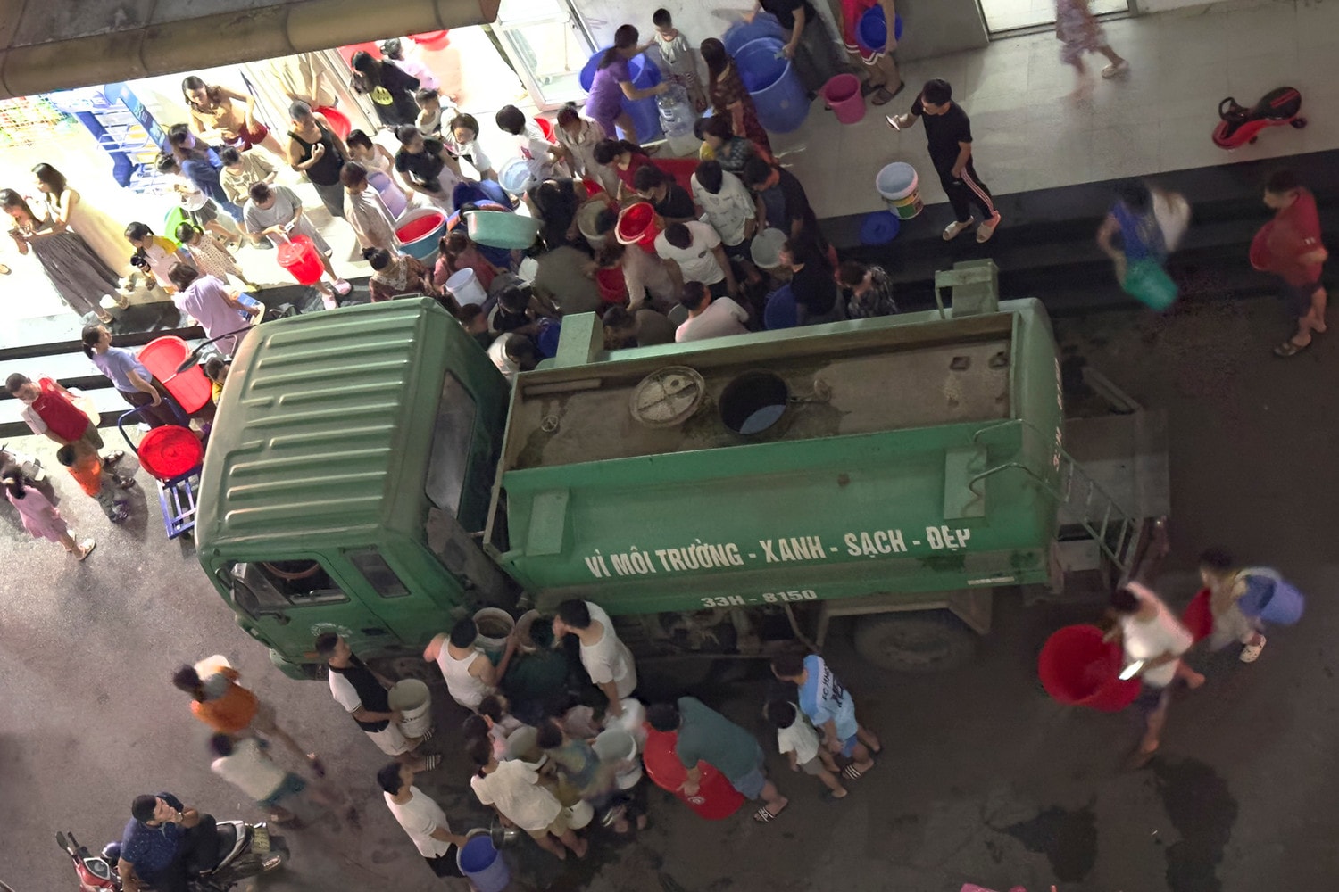 Hà Nội: Người dân bức xúc vì mất nước sạch đúng khung giờ cao điểm tại KĐT Thanh Hà -0