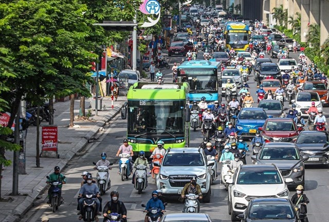 Hà Nội đề xuất tăng giá vé xe bus từ năm 2024 -0