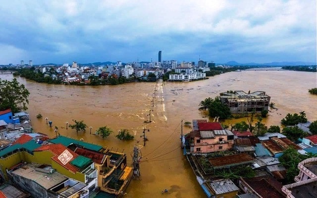 Công điện ứng phó áp thấp nhiệt đới gần bờ và mưa lớn -0