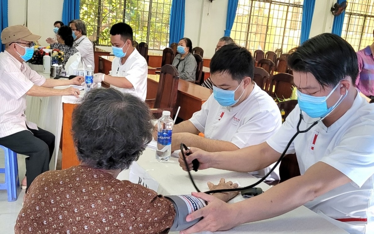 TP Hồ Chí Minh: Từ năm 2024 người cao tuổi được khám sức khỏe định kỳ miễn phí -0