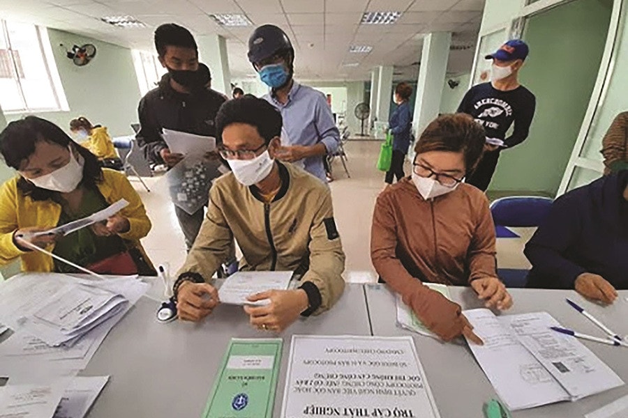 Người lao động có 2 hợp đồng lao động trở lên thì đóng bảo hiểm thất nghiệp thế nào? -0