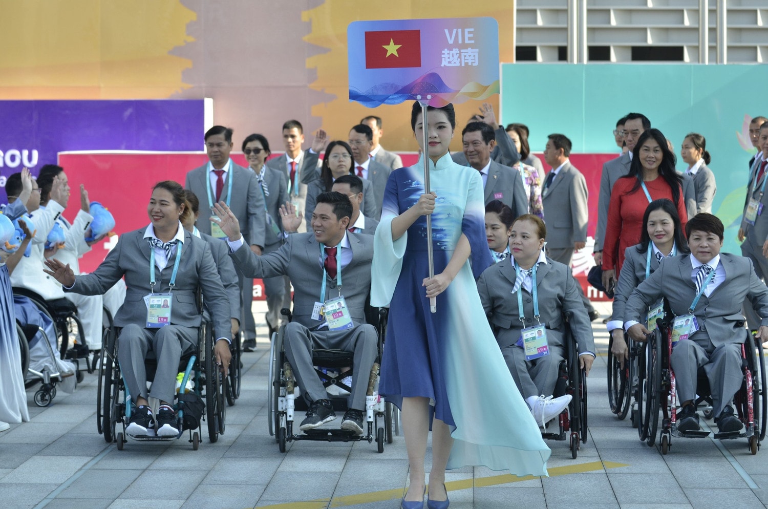 Lễ thượng cờ Đoàn thể thao người khuyết tật Việt Nam tại Asian Para Games 4 -1