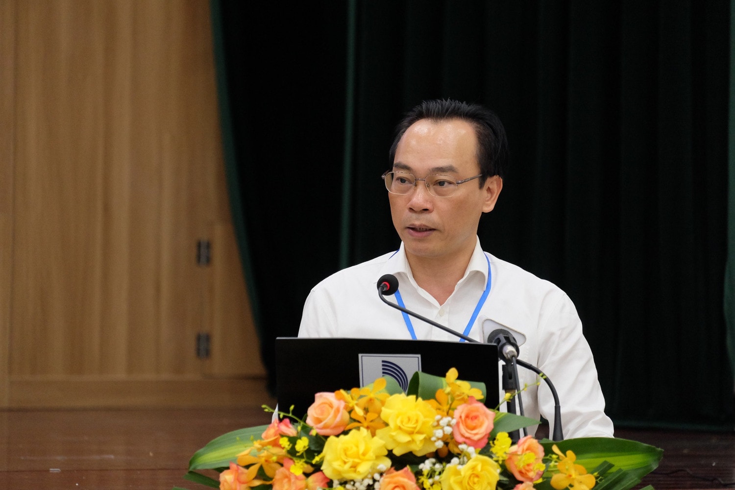 Thứ trưởng Bộ GD-ĐT: Ngành công nghiệp bán dẫn, vi mạch có tiềm năng rất lớn trong tương lai -0
